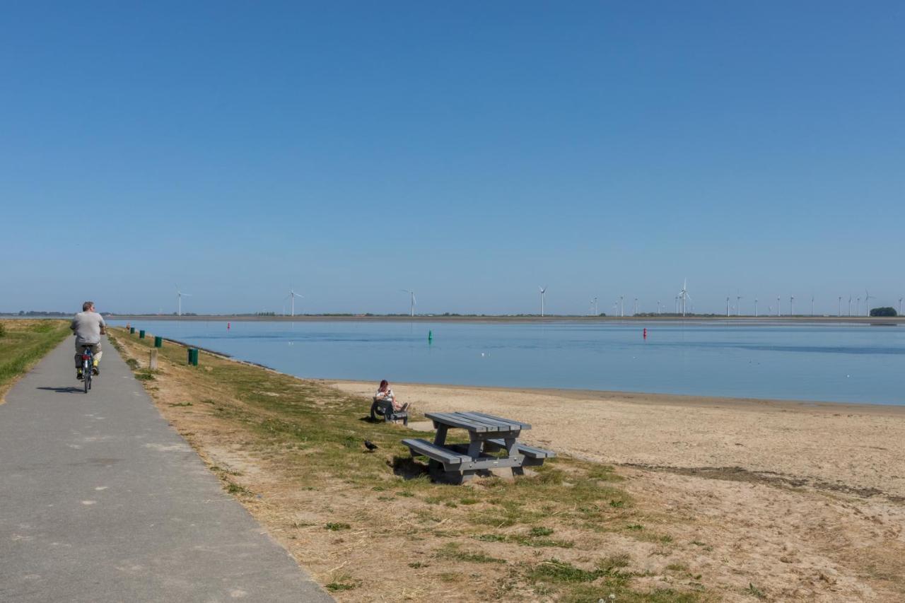 Vista Maris, Havenweg 8-2, * Sint-Annaland